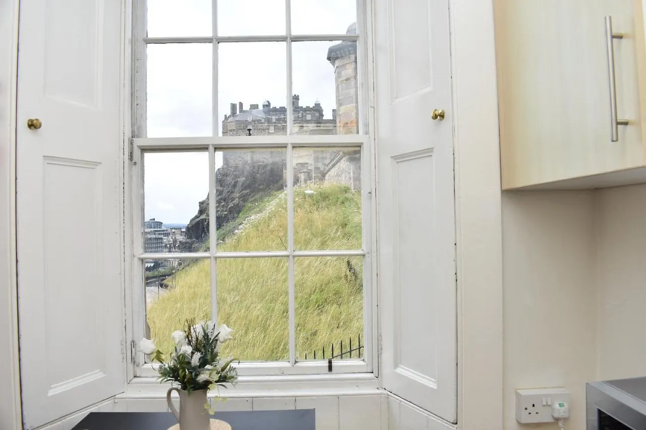 Castle Wynd - Historic Edinburgh Castle Views Central Apartment Ηνωμένο Βασίλειο