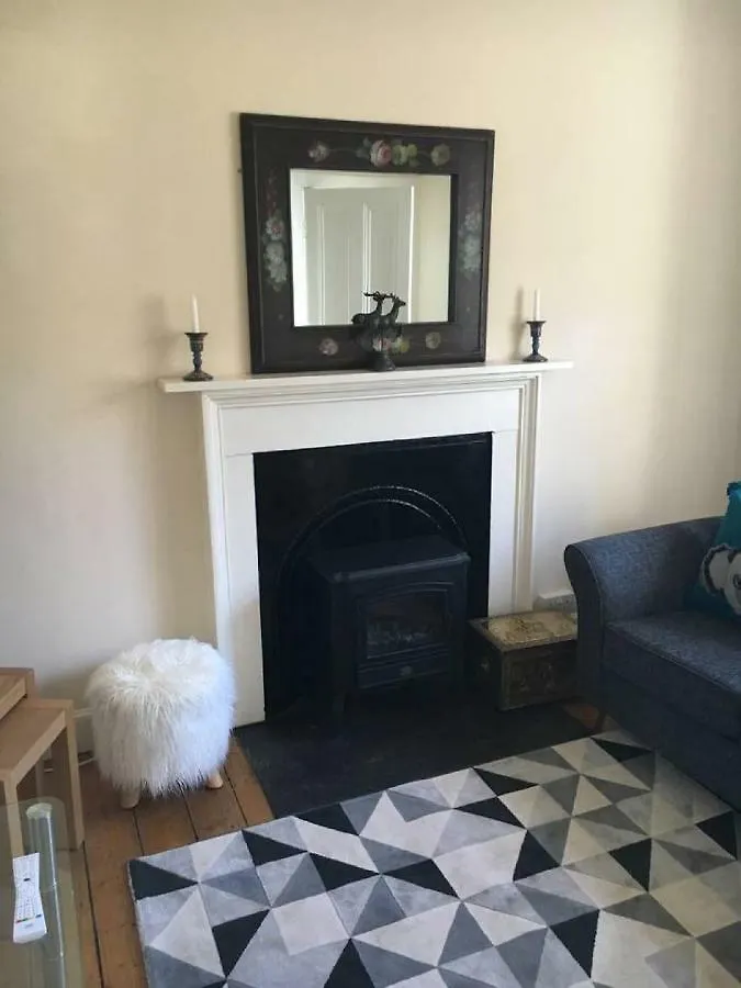 Castle Wynd - Historic Edinburgh Castle Views Central Apartment